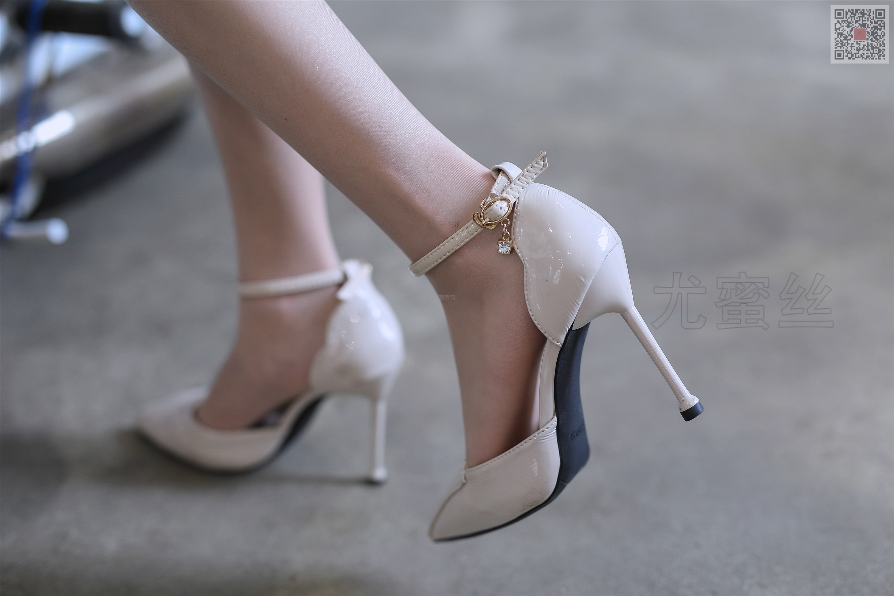 尤蜜丝 穿搭写真 NO.020